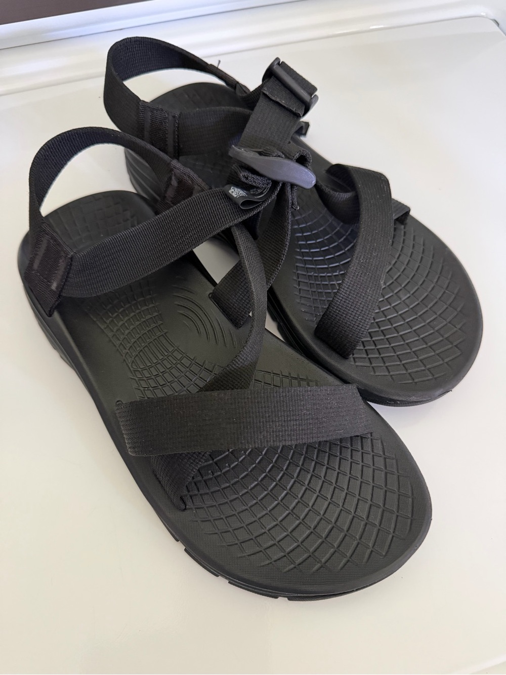 Chaco Men's Black Adjustable Strappy Sandals